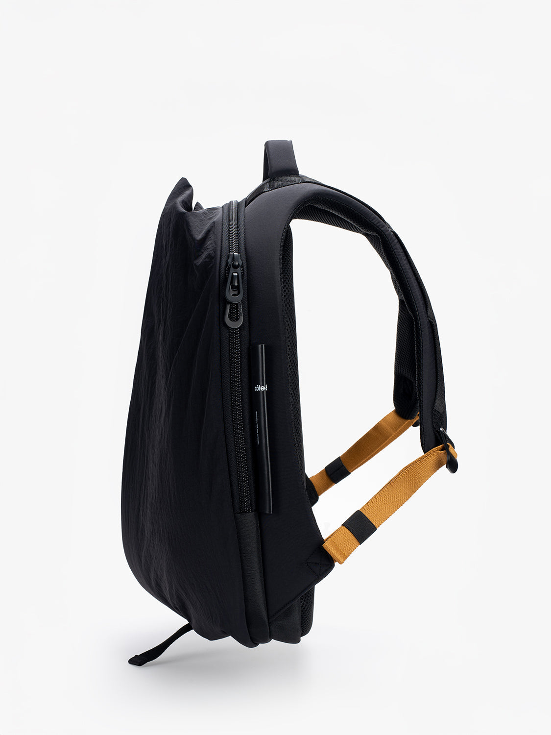 Isar M Smooth Black Colour Accent Backpack