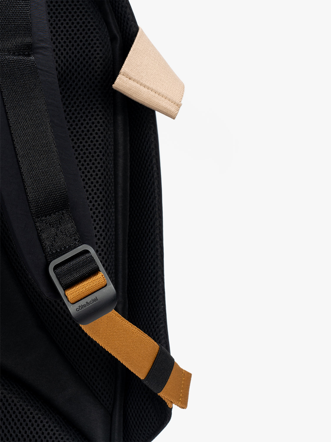 Isar M Smooth Black Colour Accent Backpack